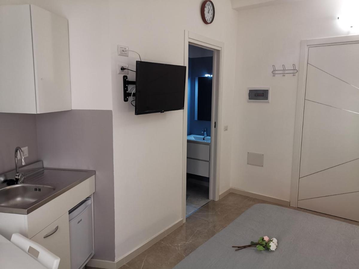 Entos Suite Cagliari Exteriör bild