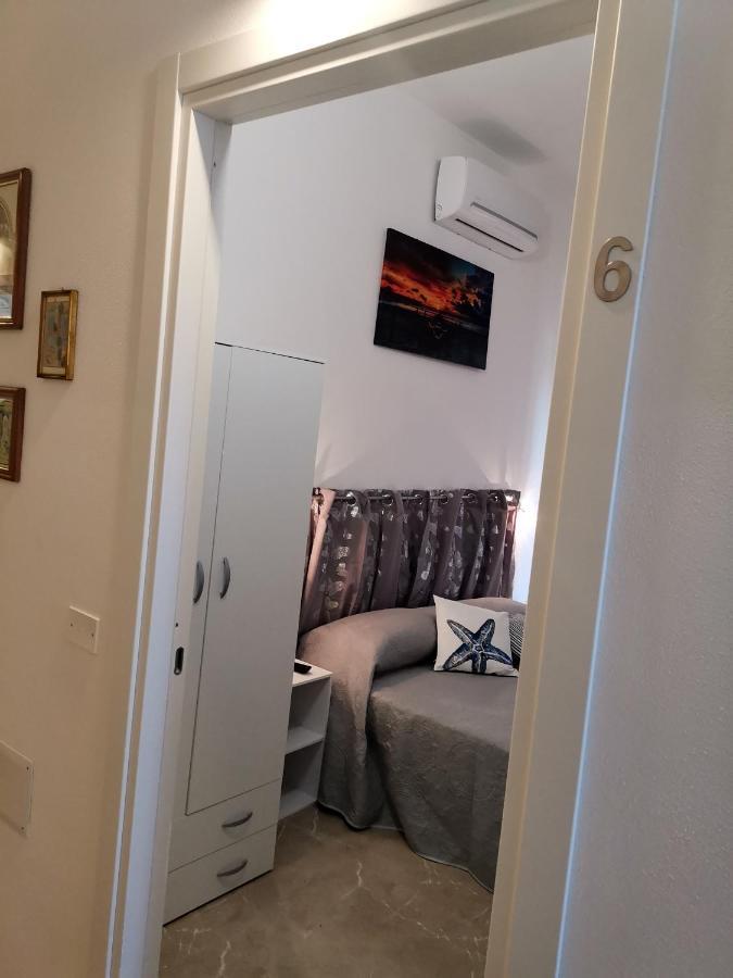 Entos Suite Cagliari Exteriör bild