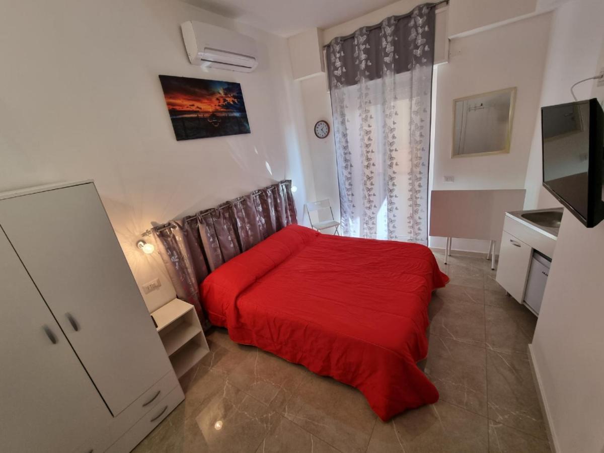 Entos Suite Cagliari Exteriör bild